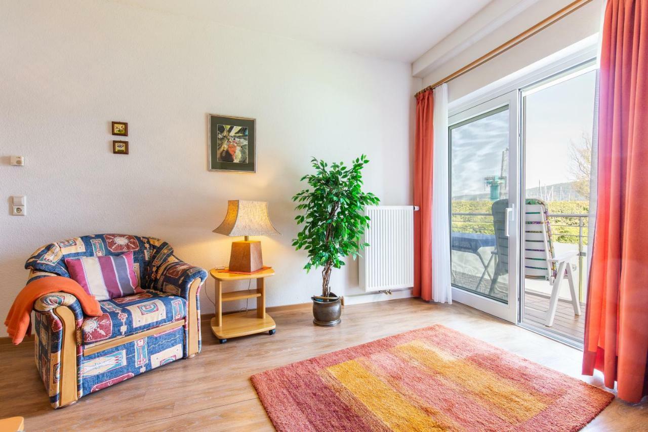 Hotel Pension Cafe Hasler Bodman-Ludwigshafen Bagian luar foto